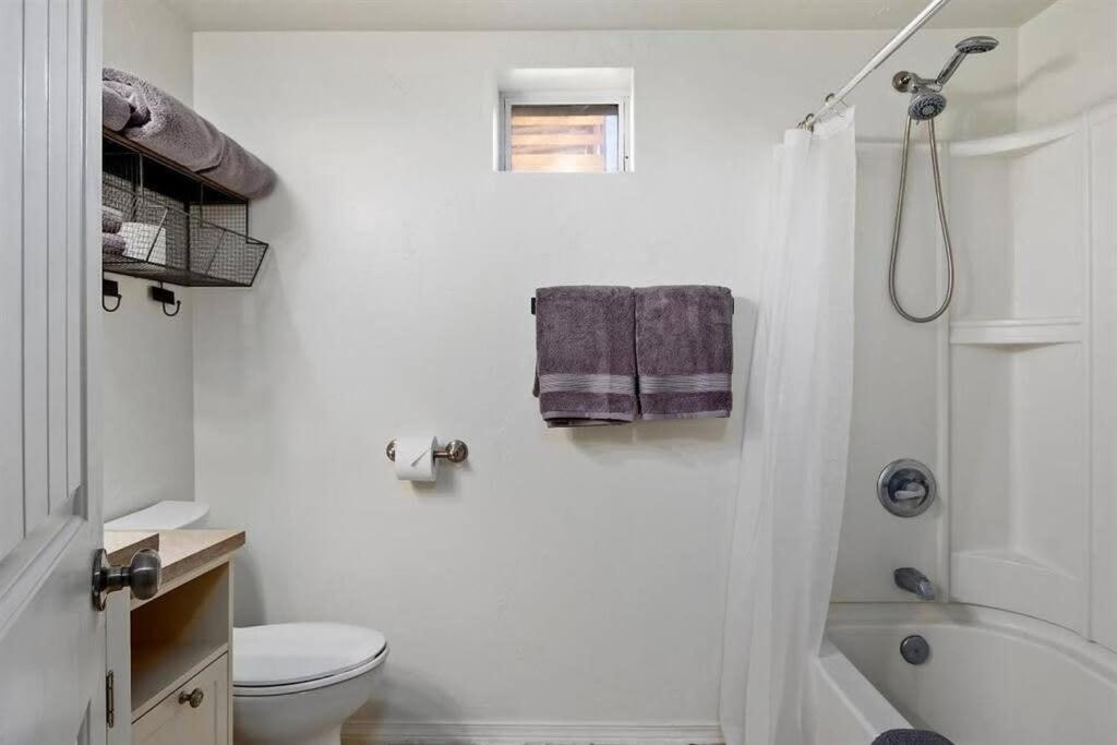 #Stayinmydistrict Twin Falls Pendleton Chic Suite ภายนอก รูปภาพ