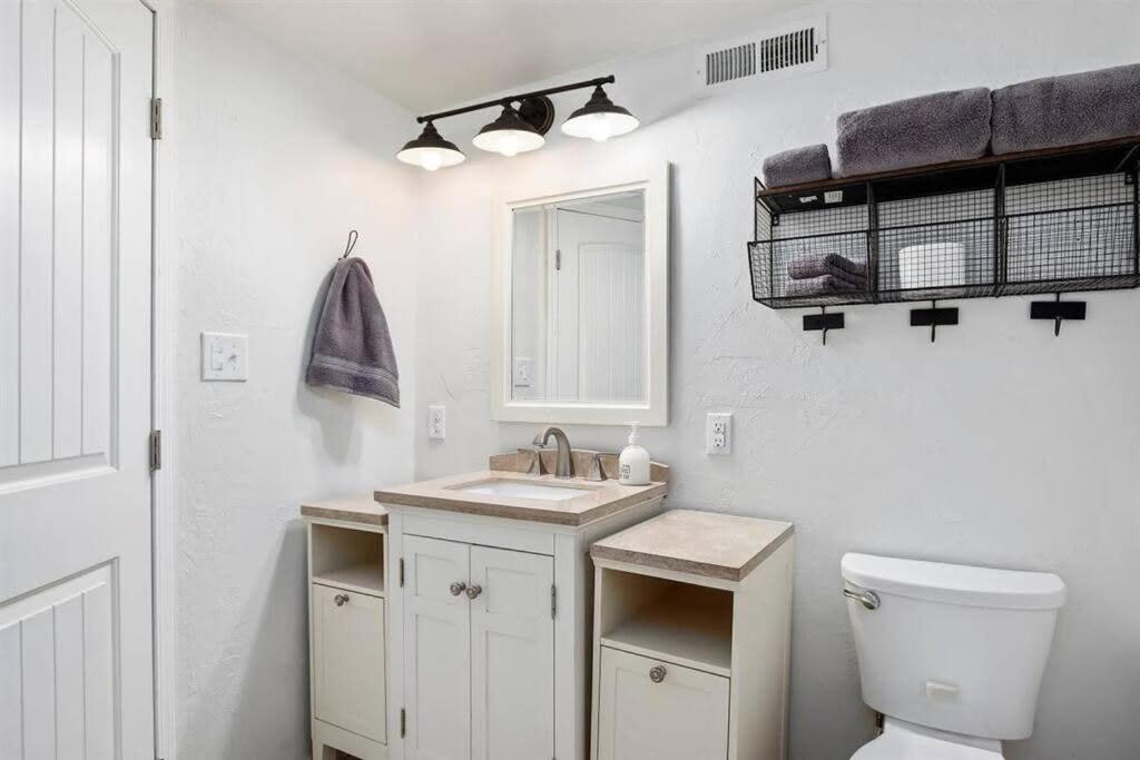 #Stayinmydistrict Twin Falls Pendleton Chic Suite ภายนอก รูปภาพ